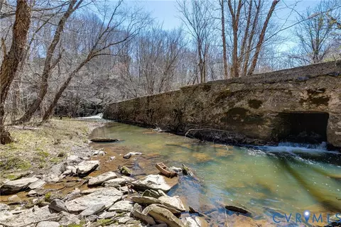 14 Ca Ira Rd, Cumberland, VA 23040