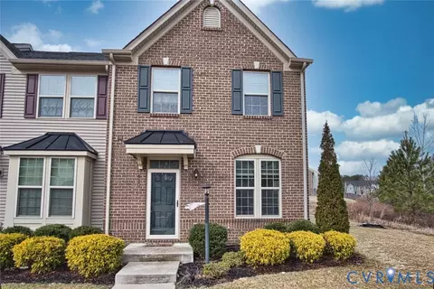 610 Lenten Rose Ln, Richmond, VA 23223