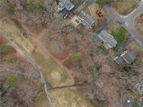 View/Area - 347 Rossmere Dr, Midlothian, VA 23114 photo 3 of 4
