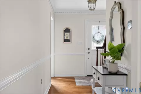 Entry Way - 347 Rossmere Dr, Midlothian, VA 23114 photo 4 of 4