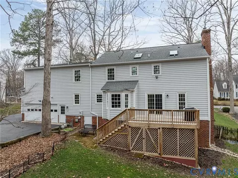 Exterior - 347 Rossmere Dr, Midlothian, VA 23114 photo 6 of 8