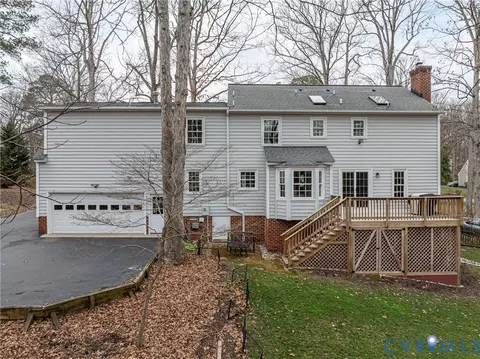 Exterior - 347 Rossmere Dr, Midlothian, VA 23114 photo 8 of 8