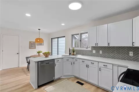 2402 Copper Hill Ct, Midlothian, VA 23112 photo 16