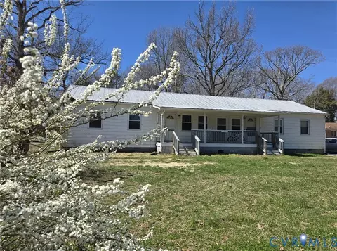 14204 Arwood Rd, Disputanta, VA 23842