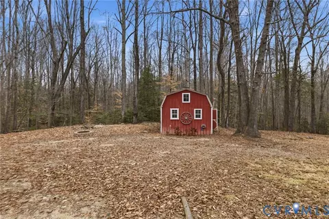 836 Walkerton Rd, Walkerton, VA 23177 photo 26