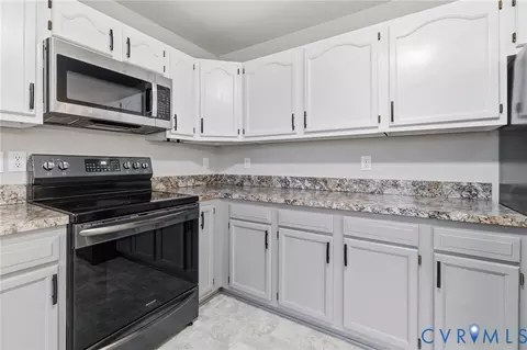836 Walkerton Rd, Walkerton, VA 23177 photo 9