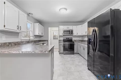 836 Walkerton Rd, Walkerton, VA 23177 photo 11