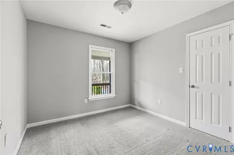 836 Walkerton Rd, Walkerton, VA 23177 photo 15