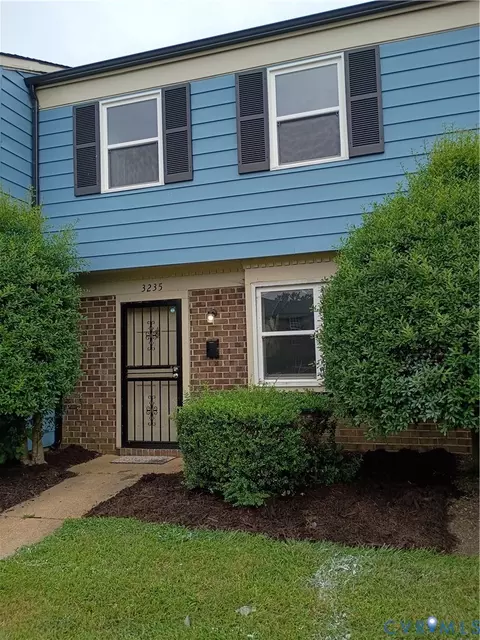 3235 Hunters Mill Dr, Richmond, VA 23223