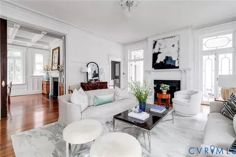 Living - 2204 Monument Ave, Richmond, VA 23220 photo 5 of 7