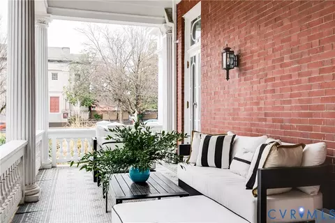 Exterior - 2204 Monument Ave, Richmond, VA 23220 photo 5 of 6