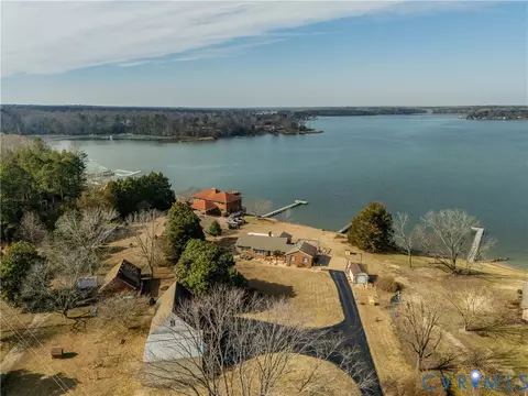View/Area - 11802 Deep Point Ln, Gloucester, VA 23061 photo 9 of 9