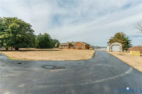 Exterior - 11802 Deep Point Ln, Gloucester, VA 23061 photo 9 of 9