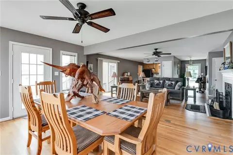 Dining - 11802 Deep Point Ln, Gloucester, VA 23061 photo 5 of 5