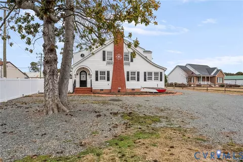 16225 General Puller Hwy, Deltaville, VA 23043