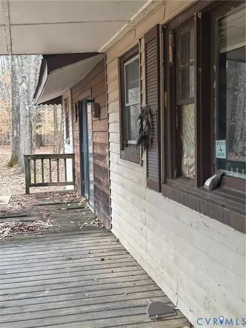 13326 S Anna Ln, Montpelier, VA 23192