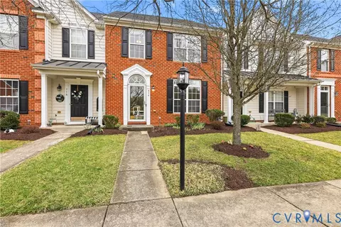 914 Pale Moon Dr #914, Glen Allen, VA 23059