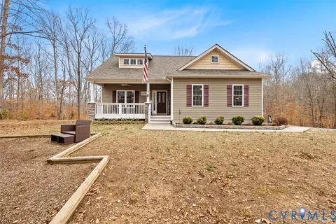 1394 Nannie Burton Rd, Louisa, VA 23093