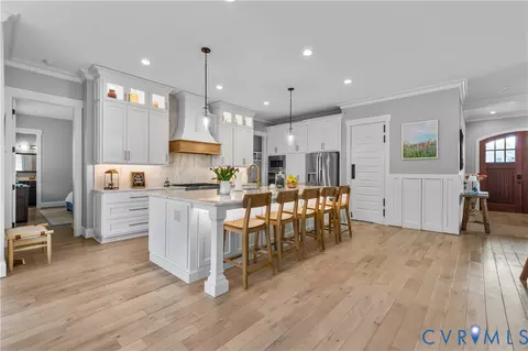Kitchen - 16030 Drumone Rd, Midlothian, VA 23112 photo 2 of 6