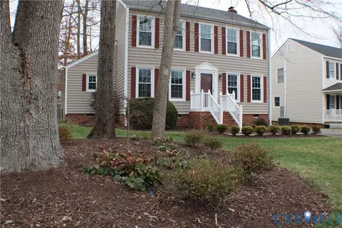 5121 Reids Pointe Rd, Glen Allen, VA 23060