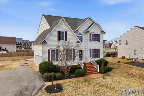 905 Oldenburg Cir, Richmond, VA 23223