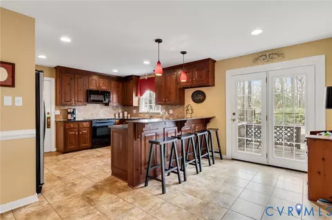 Kitchen - 12111 Framar Dr, Midlothian, VA 23113 photo 4 of 4