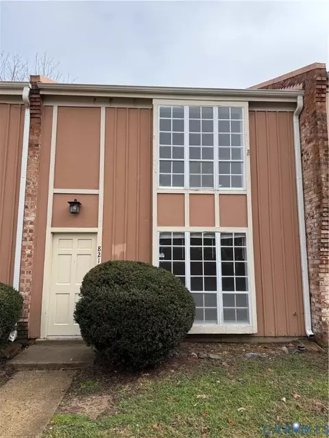 821 Pleasant St, Highland Springs, VA 23075