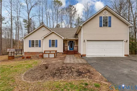 13424 Janeka Dr, Chesterfield, VA 23838