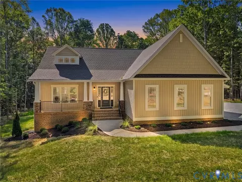 1545 Palmore Rd, Powhatan, VA 23139