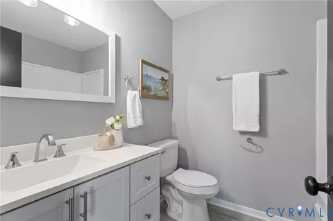 Bath - 7205 Pineleaf Dr, North Chesterfield, VA 23234 photo 4 of 5