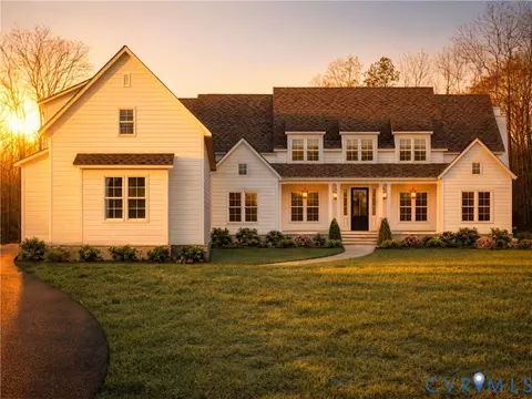 2530 Whitecastle Dr, Midlothian, VA 23113