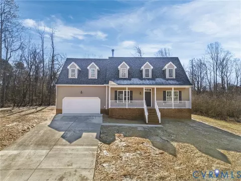 101 Moore Dr, Williamsburg, VA 23188