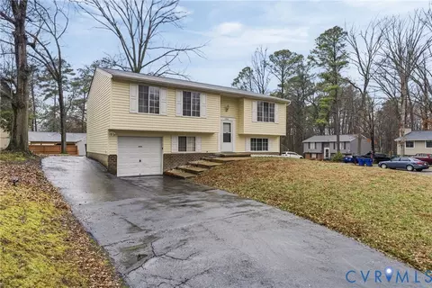 7300 Winterleaf Ct, North Chesterfield, VA 23234 photo 2