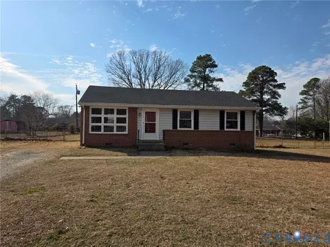 7979 Kenmore Dr, Mechanicsville, VA 23111