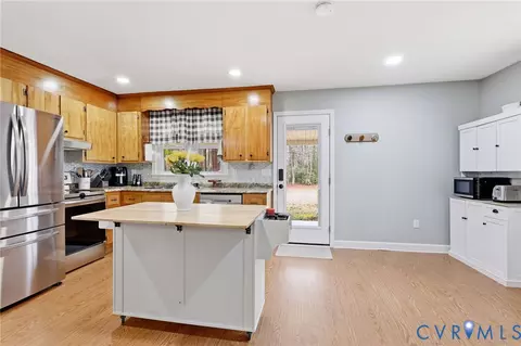 Kitchen - 8926 Dabney Dr, Sutherland, VA 23885 photo 1 of 3