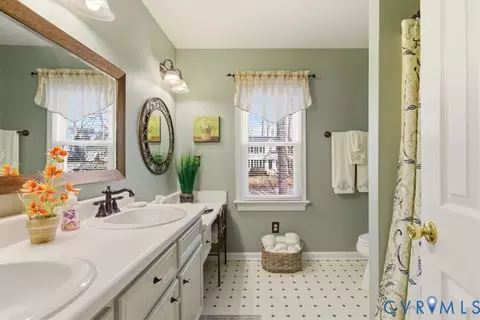 Bath - 2604 Brookforest Ter, Midlothian, VA 23112 photo 1 of 4