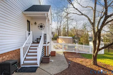Exterior - 2604 Brookforest Ter, Midlothian, VA 23112 photo 4 of 15