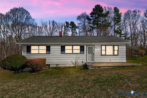 29061 Tidewater Trl, Port Royal, VA 22535