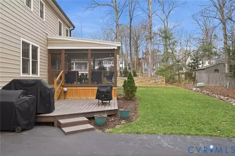 Exterior - 302 Ashtree Pl, Midlothian, VA 23114 photo 6 of 8
