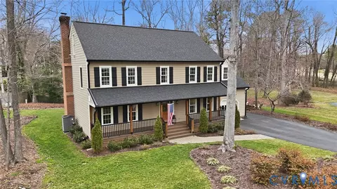 Exterior - 302 Ashtree Pl, Midlothian, VA 23114 photo 2 of 8