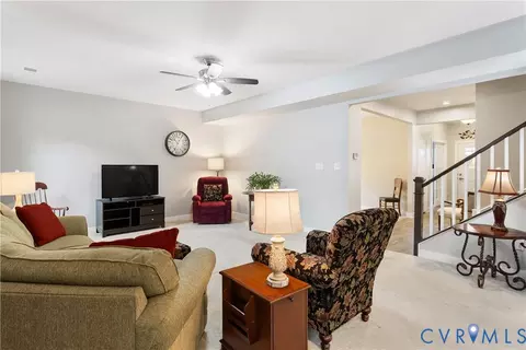 10513 Centralia Station Rd, Chester, VA 23831