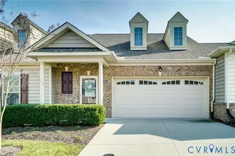 6819 Dales Pony Dr, Moseley, VA 23120