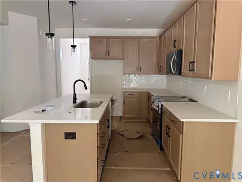 Kitchen - 4306 Aurora Dr, Moseley, VA 23120 photo 2 of 2