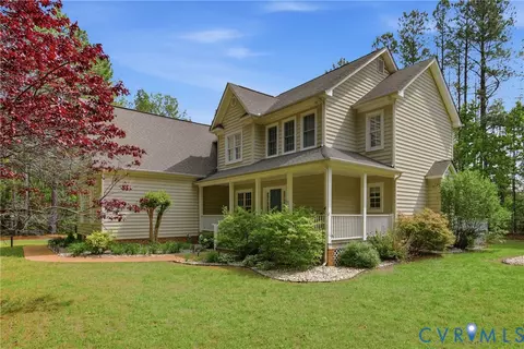 17192 Katy Ln, Beaverdam, VA 23015