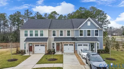 12604 Prestonfield Dr, Chester, VA 23836