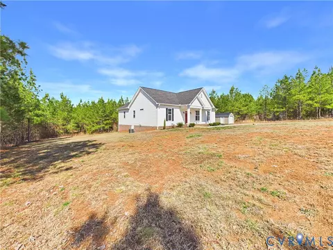 6795 Darlington Heights Rd, Farmville, VA 23901