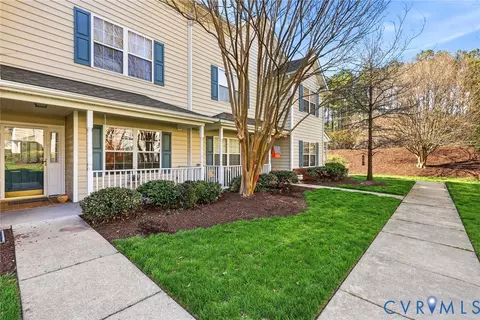 4642 Twin Hickory Lake Dr, Glen Allen, VA 23059