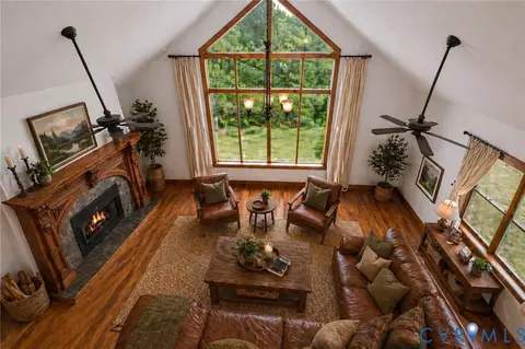 1208 Manteo Rd, Buckingham, VA 23921