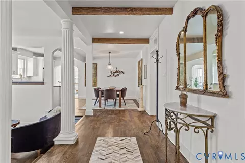 Entry Way - 3309 Monument Ave, Richmond, VA 23221 photo 1 of 3
