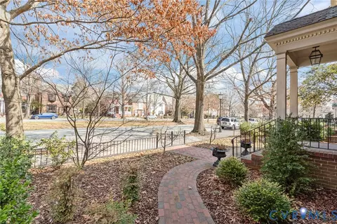 Exterior - 3309 Monument Ave, Richmond, VA 23221 photo 5 of 19